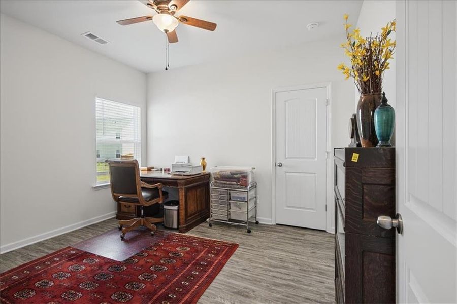 Furnished interior view inside a new home in , Cartersville (Image 12).