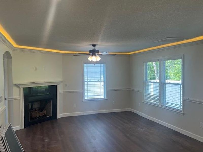 Spacious, unfurnished interior of a new home in Cleveland Meadows, Spartanburg (Image 7). Spacious, unfurnished interior of a new home in Cleveland Meadows, Spartanburg (Image 7).