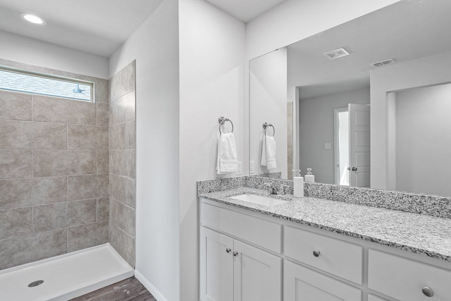 Representative furnished interior of a home built from the TEXAS CALI by D.R. Horton in Faculty Row, Abilene (Image 15).