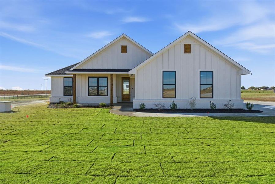 Front exterior of a new home in , Cresson, TX, highlighting curb appeal (Image 1). Front exterior of a new home in , Cresson, TX, highlighting curb appeal (Image 1).