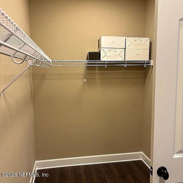 Spacious, unfurnished interior of a new home in , Green Cove Springs (Image 27).