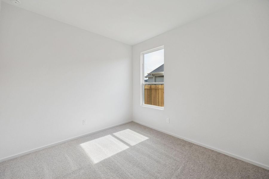 Spacious, unfurnished interior of a new home in Montgomery Bend, Montgomery (Image 31).