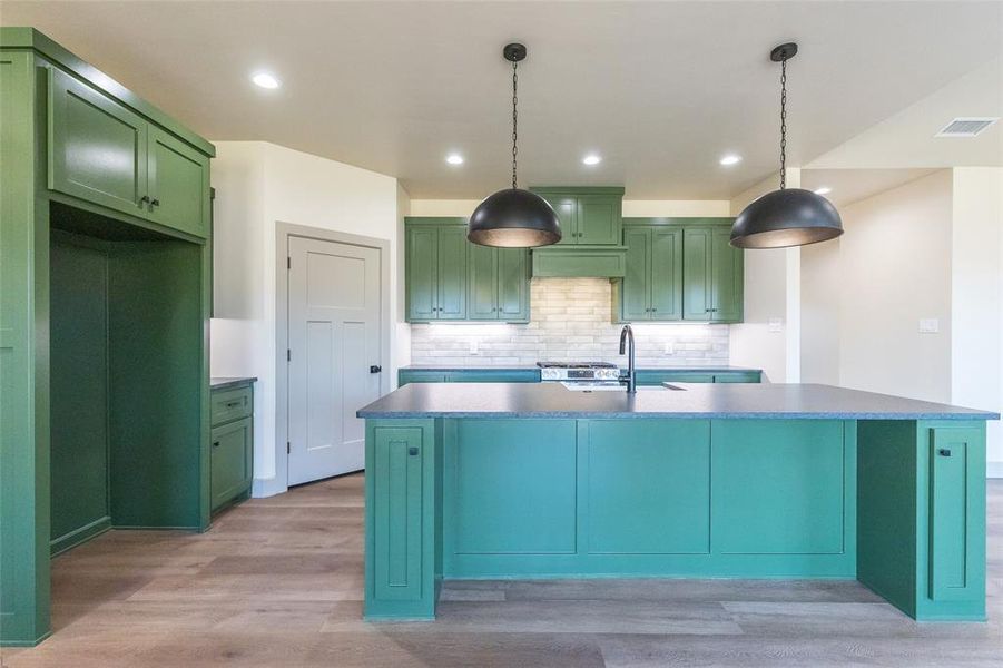 Furnished interior view inside a new home in , Abilene (Image 14).
