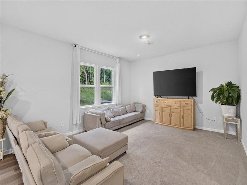 Furnished interior view inside a new home in , Gainesville (Image 10).