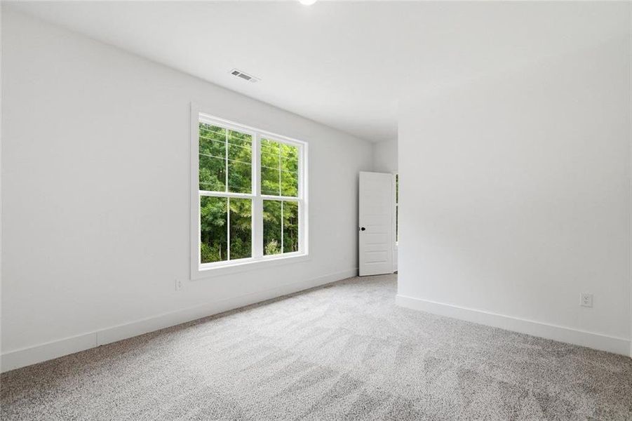 Spacious, unfurnished interior of a new home in , Mansfield (Image 29).