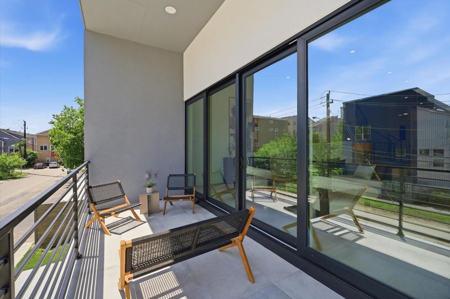 Exterior details and patio area of a home in , Houston (Image 28).