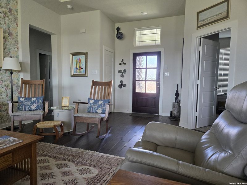Furnished interior view inside a new home in Bonita Vista, Pleasanton (Image 5).