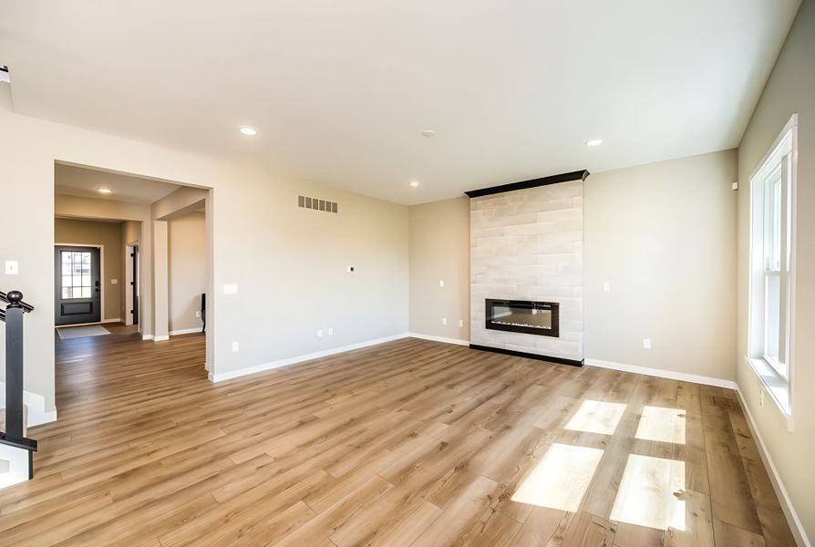 Spacious, unfurnished interior of a new home in Three Rivers, Rome (Image 18).
