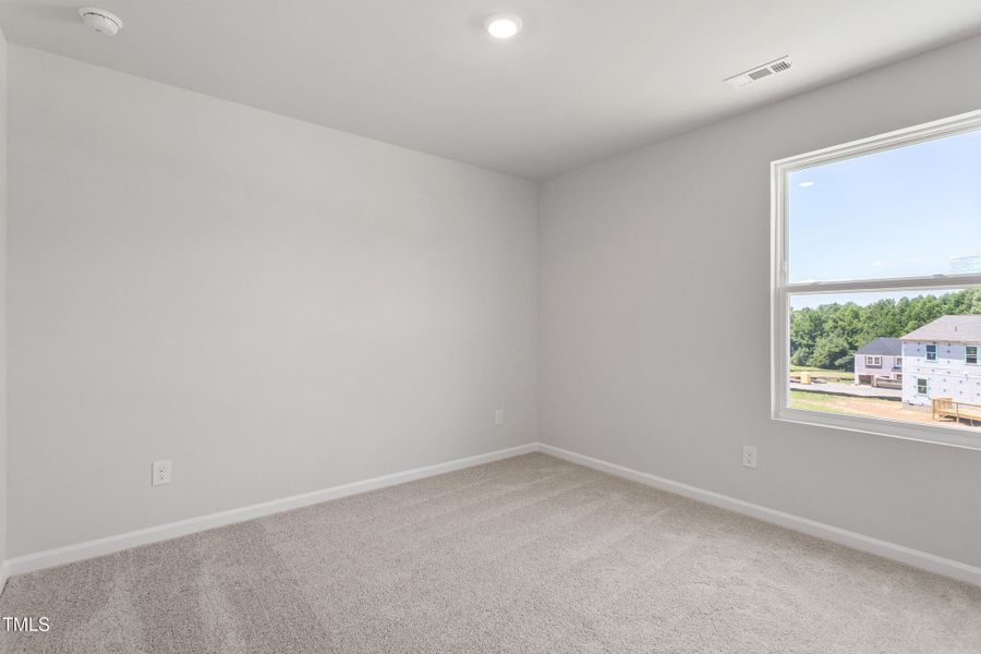 Secondary bedroom Secondary bedroom