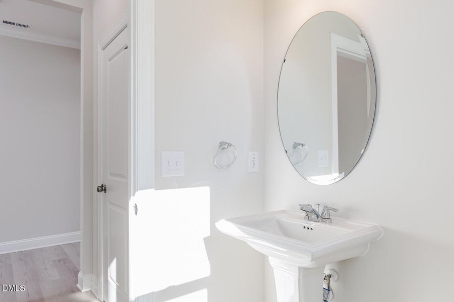 MAG SF-207-QMI-Voyageur (24) MAG SF-207-QMI-Voyageur (24)