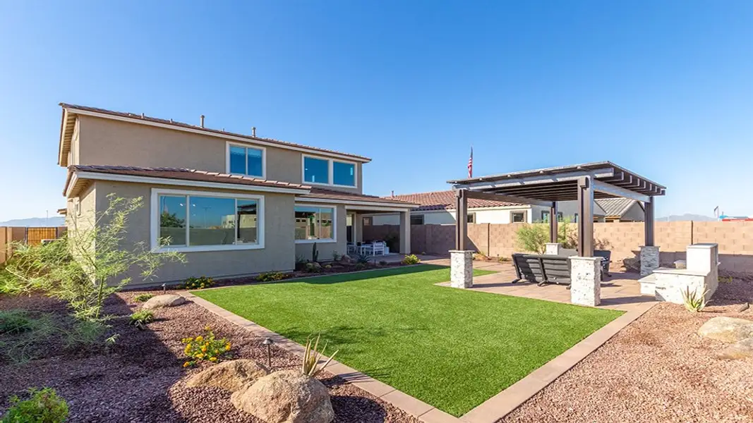 Representative exterior details of a home built from the Pinnacle by Taylor Morrison in Tierra Montana Encore Collection, Laveen (Image 4). Representative exterior details of a home built from the Pinnacle by Taylor Morrison in Tierra Montana Encore Collection, Laveen (Image 4).
