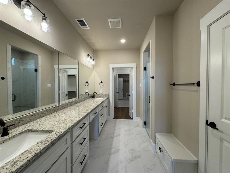 Furnished interior view inside a new home in Ladera Tavolo Park, Fort Worth (Image 5). Furnished interior view inside a new home in Ladera Tavolo Park, Fort Worth (Image 5).