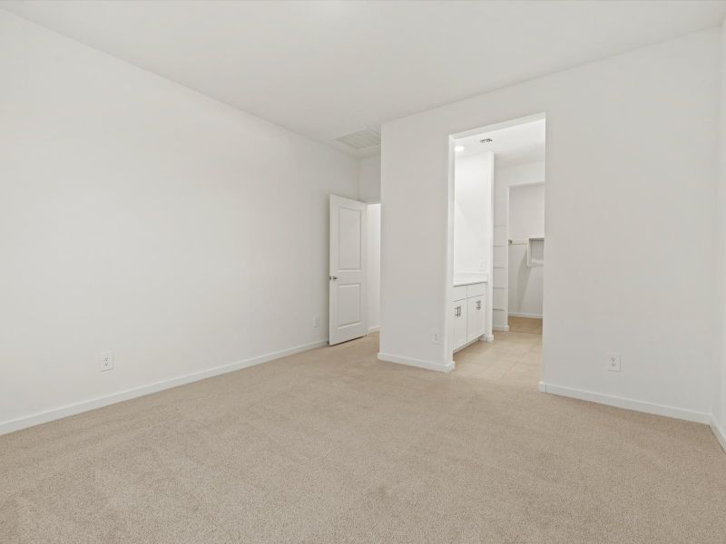 Spacious, unfurnished interior of a new home in Allure Vista Estate Series, Buckeye (Image 16).