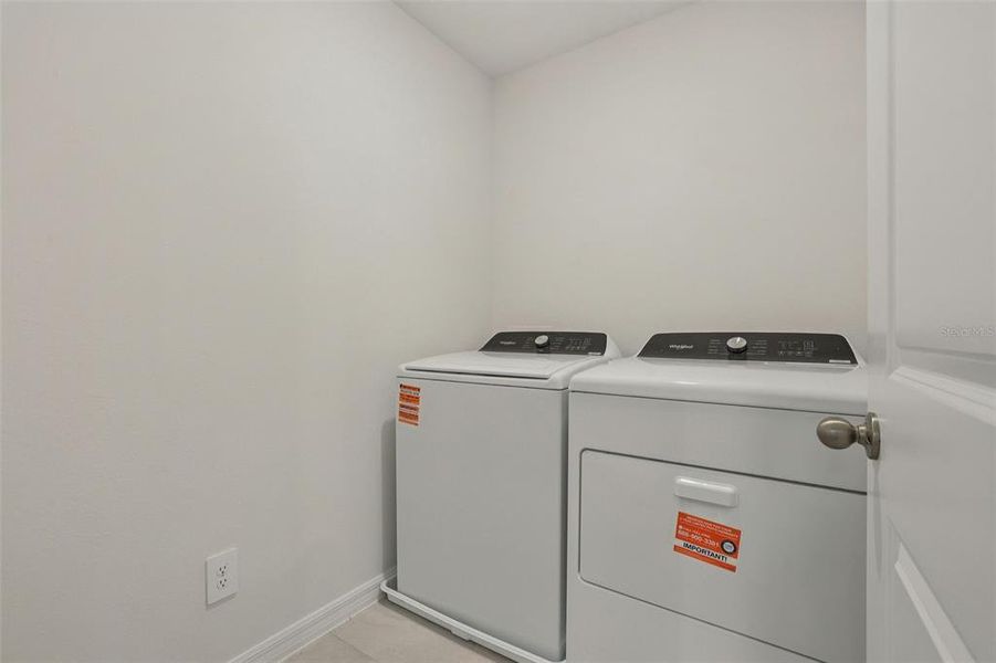 Close-up of interior finishes inside a home in Bradford Park, Ormond Beach (Image 13).