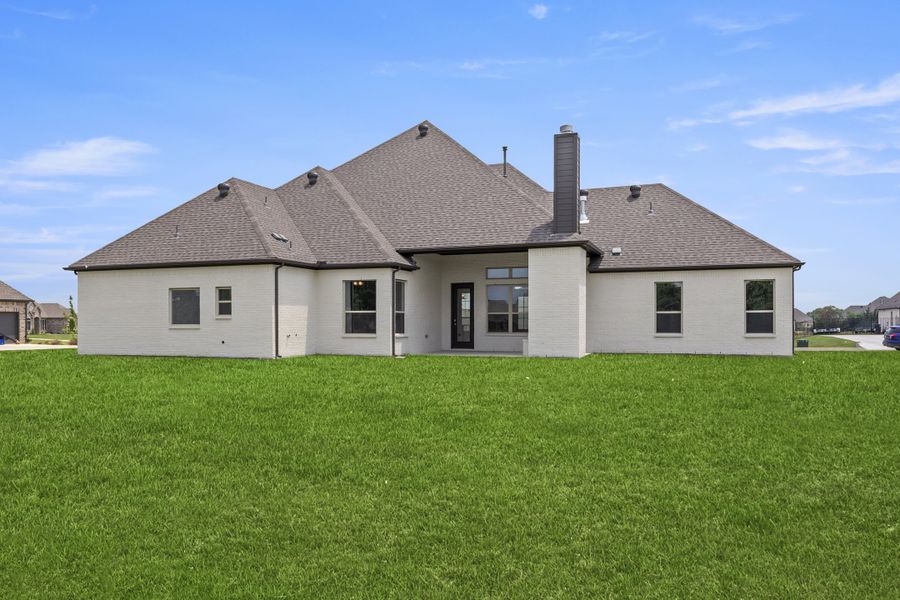 Representative exterior details of a home built from the Wildwood SE by Sandlin Homes in Settler's Glen, New Fairview (Image 4).