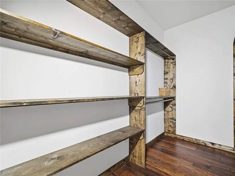 Image 27 of a home in .