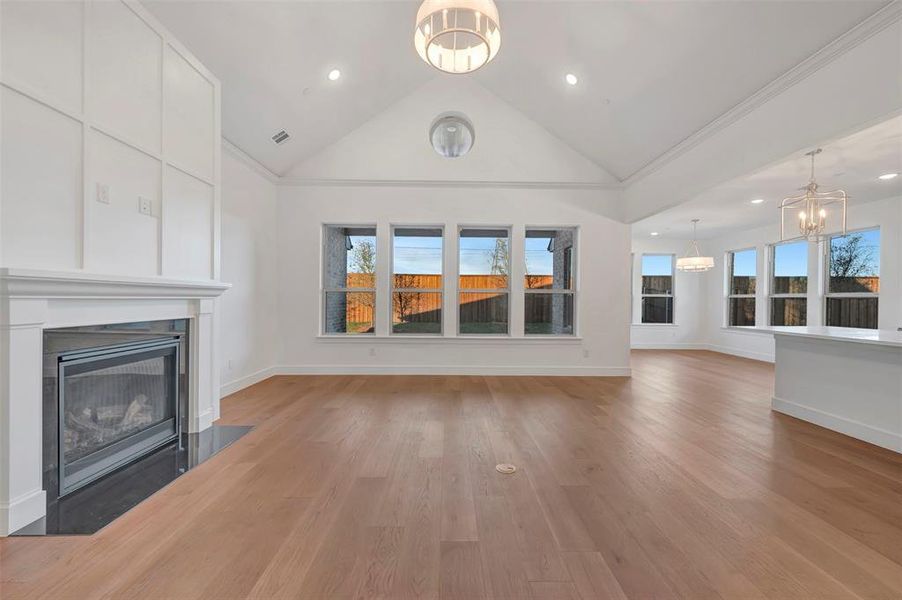 Spacious, unfurnished interior of a new home in Kreymer at the Park, Wylie (Image 32).