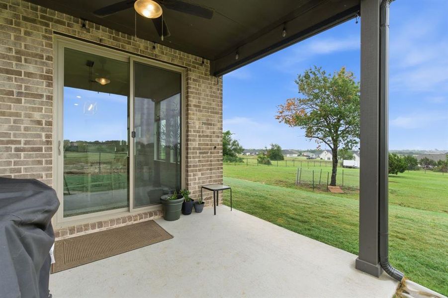 Exterior details and patio area of a home in Gatlin Ranch, Springtown (Image 23).