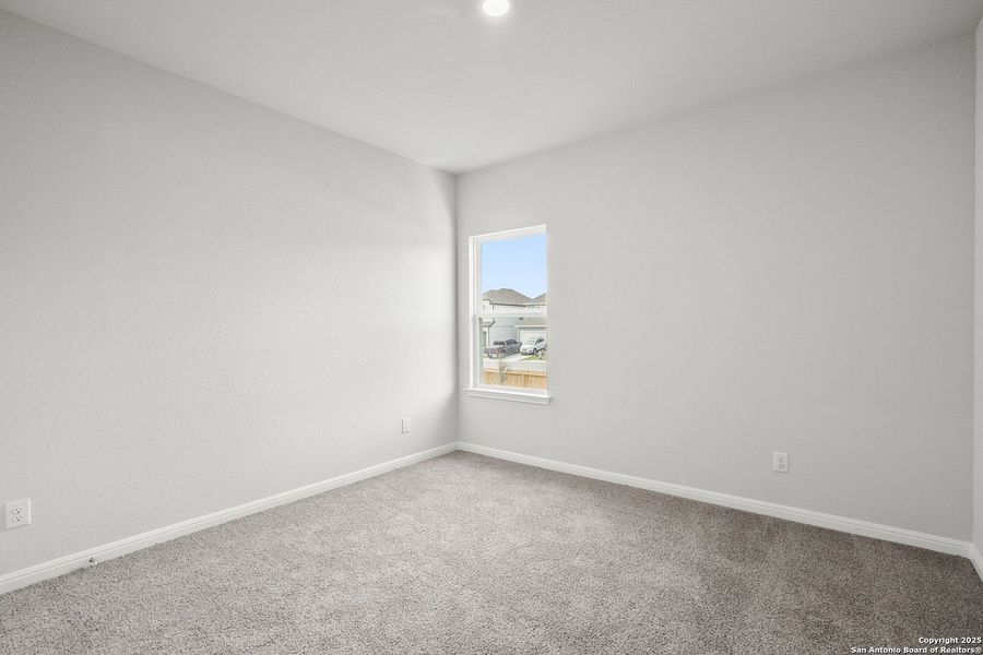 Spacious, unfurnished interior of a new home in Melissa Ranch, San Antonio (Image 14). Spacious, unfurnished interior of a new home in Melissa Ranch, San Antonio (Image 14).