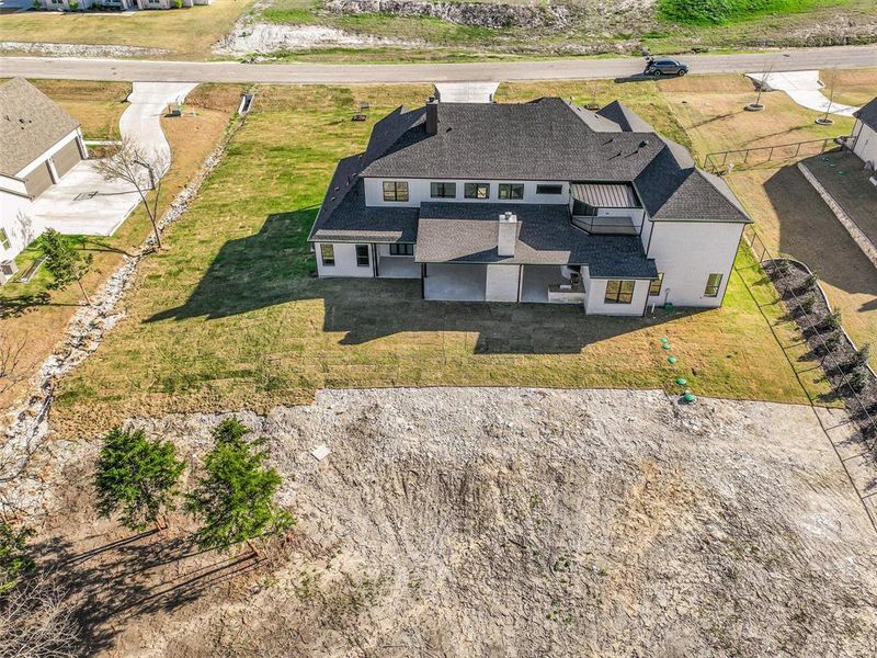 Exterior details and patio area of a home in , Gunter (Image 3).