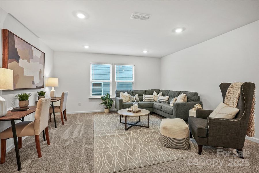 Digital Image Similar