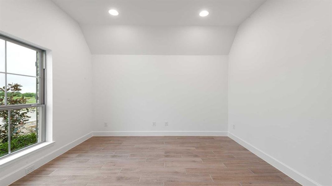 Spacious, unfurnished interior of a new home in The Heights at Uptown Celina, Celina (Image 15).