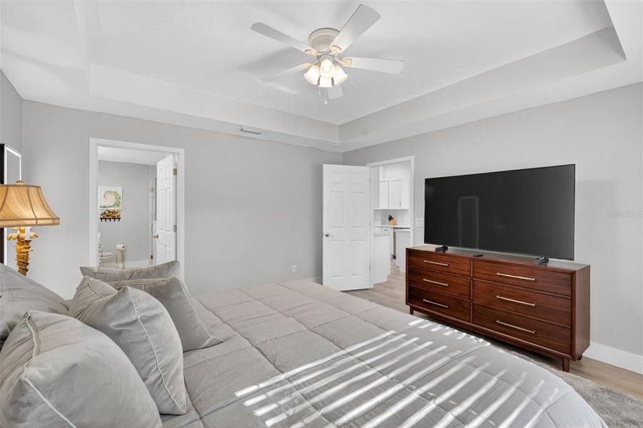 Furnished interior view inside a new home in , Mount Dora (Image 37).