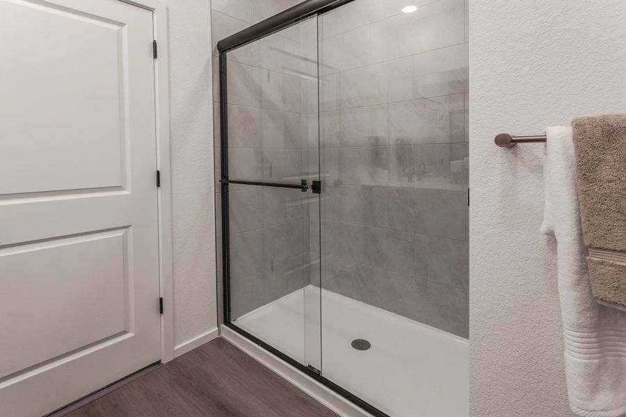 Representative interior finishes for a home built from the Armstrong by Hartford Homes in Bloom, Fort Collins (Image 22).