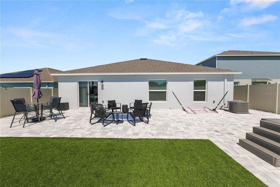 Exterior details and patio area of a home in Hunt Club Groves, Lake Wales (Image 26).