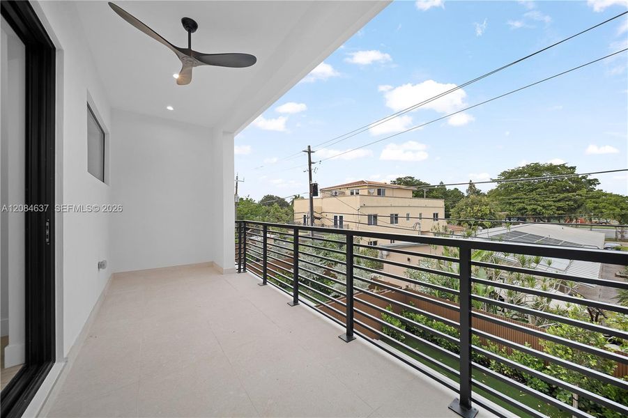 Exterior details and patio area of a home in , Fort Lauderdale (Image 25).