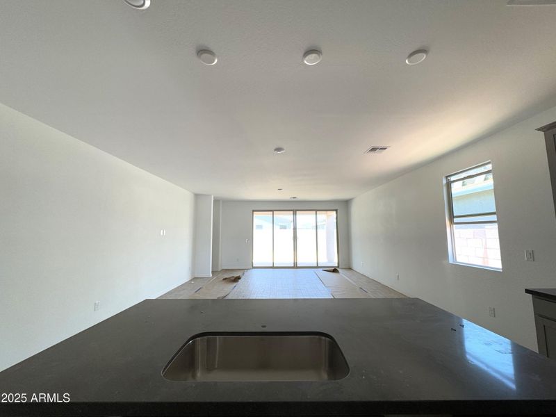 13 - Island overlooking the Dining and G 13 - Island overlooking the Dining and G