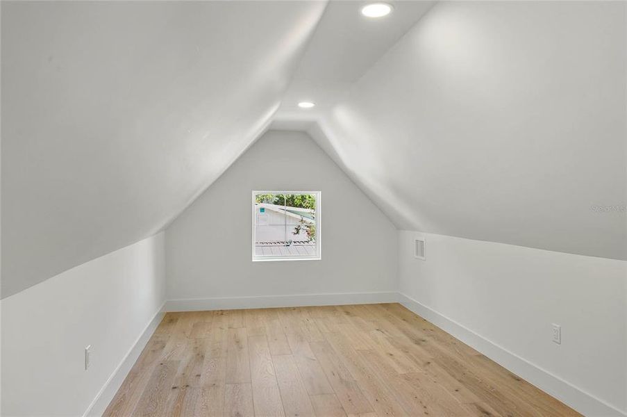 Spacious, unfurnished interior of a new home in , Winter Park (Image 26).