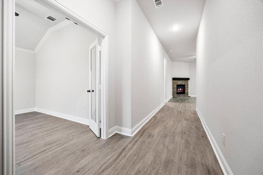 Spacious, unfurnished interior of a new home in Fox Landing, Caddo Mills (Image 32).