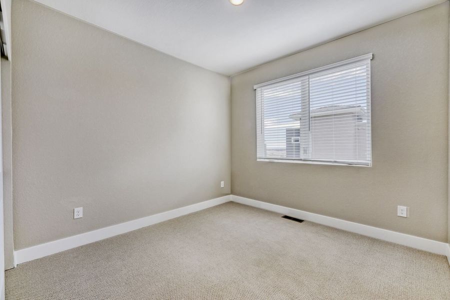 Spacious, unfurnished interior of a new home in Solterra, Lakewood (Image 8).