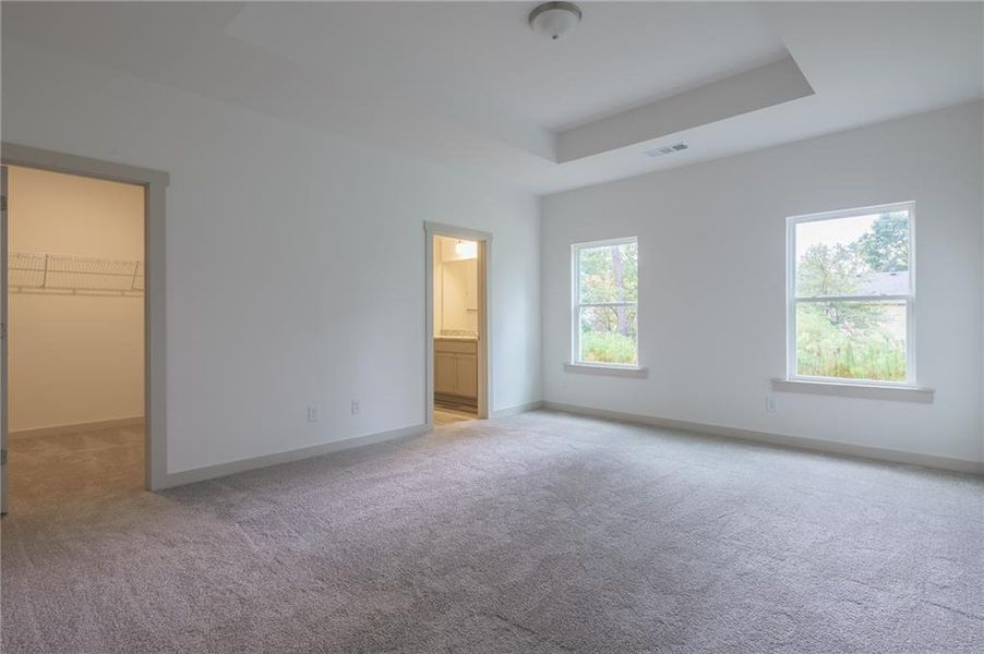 Spacious, unfurnished interior of a new home in , Lawrenceville (Image 12).