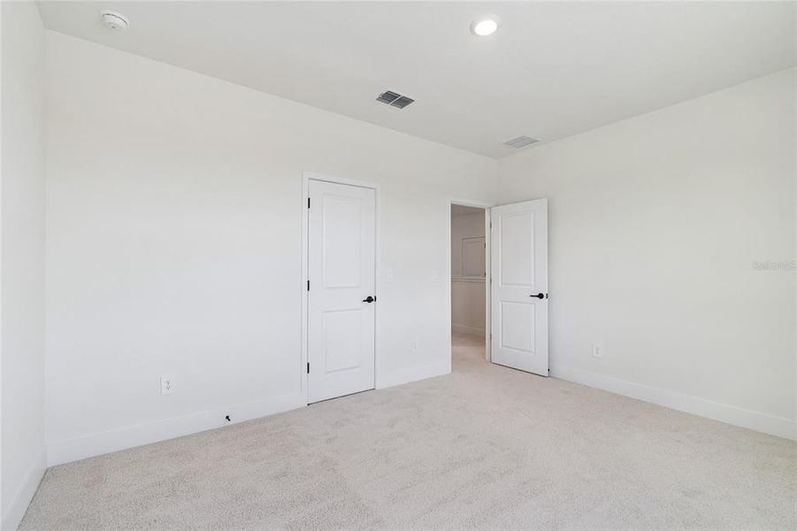 Spacious, unfurnished interior of a new home in Coasterra, Palmetto (Image 33).