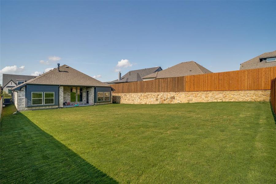 Exterior details and patio area of a home in Parks of Aledo, Aledo (Image 20). Exterior details and patio area of a home in Parks of Aledo, Aledo (Image 20).