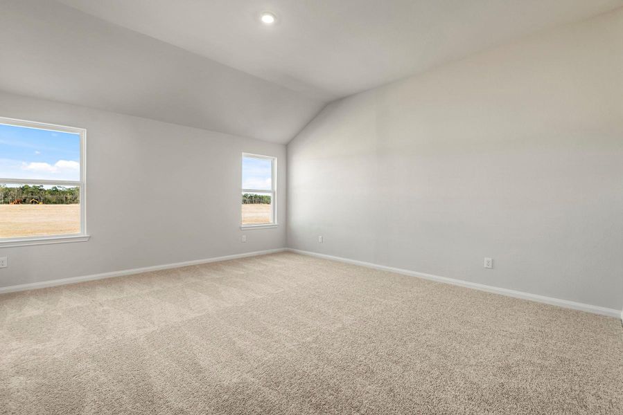 Spacious, unfurnished interior of a new home in Wayside Village, Houston (Image 12).