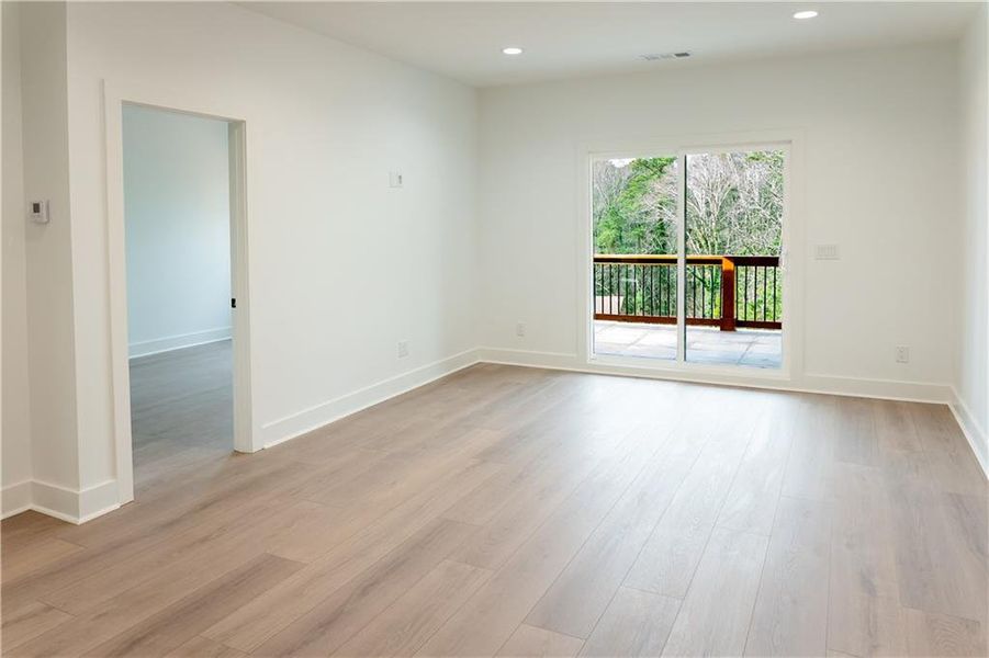 Spacious, unfurnished interior of a new home in , Atlanta (Image 53).