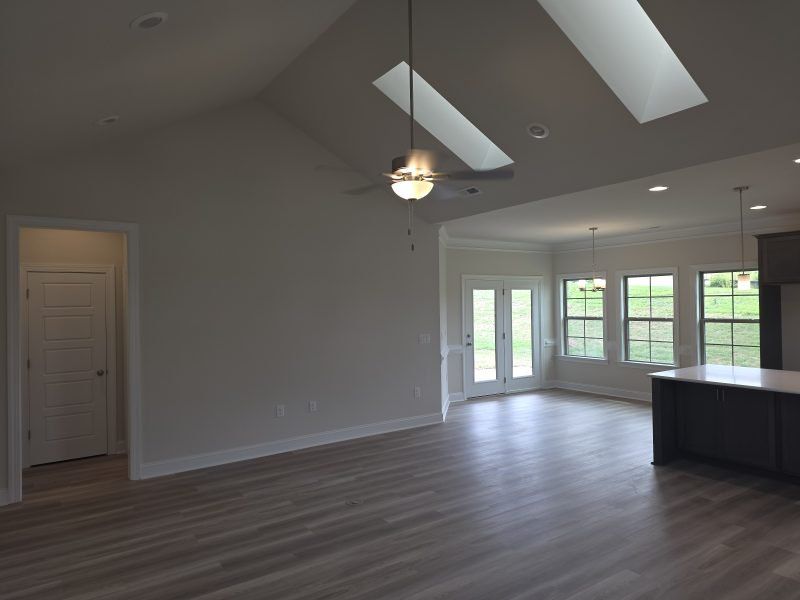 Spacious, unfurnished interior of a new home in Northborough, Colfax (Image 21).