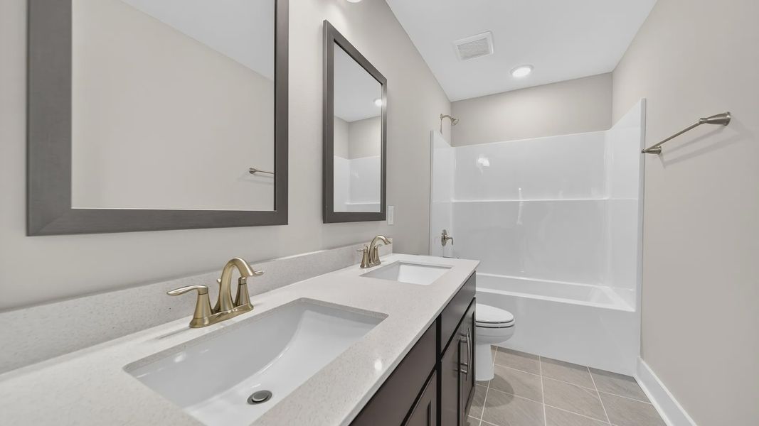 Furnished interior view inside a new home in McClure Farms, Columbia (Image 15).