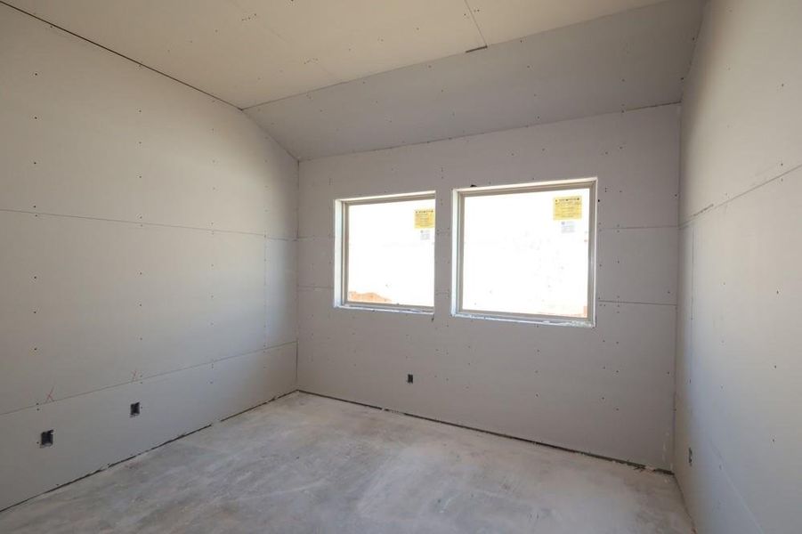 Spacious, unfurnished interior of a new home in Escondido 60' Homesites, Magnolia (Image 7).