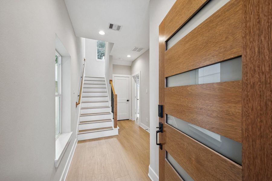 Image 34 of a home in .