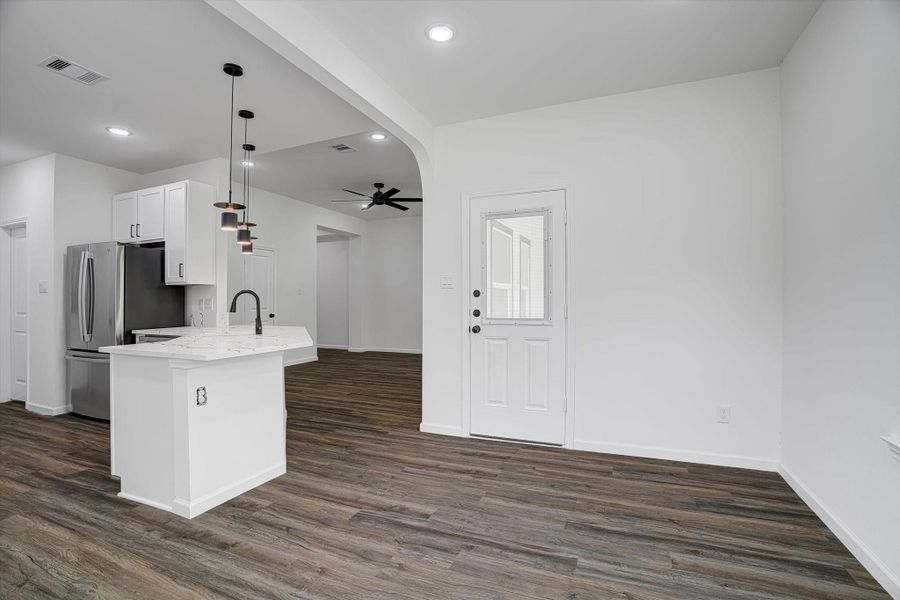 Spacious, unfurnished interior of a new home in , Kenefick (Image 16).