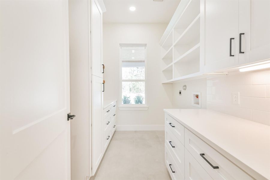 Furnished interior view inside a new home in , Dayton (Image 10).