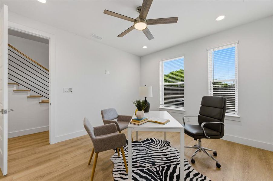 Furnished interior view inside a new home in , Dallas (Image 27).