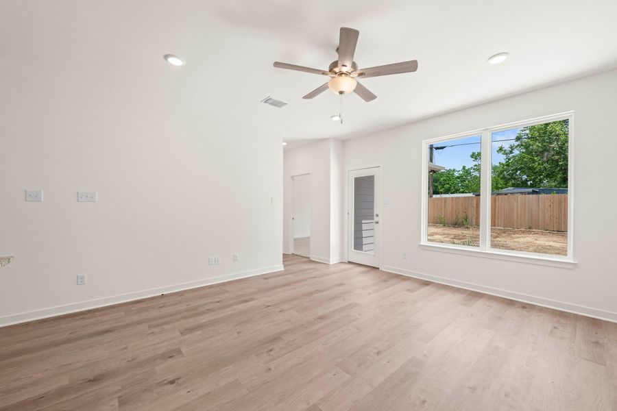 Spacious, unfurnished interior of a new home in Adaline Crossing, McGregor (Image 15). Spacious, unfurnished interior of a new home in Adaline Crossing, McGregor (Image 15).