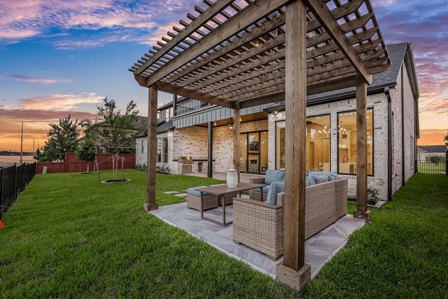 Exterior details and patio area of a home in , Montgomery (Image 4).