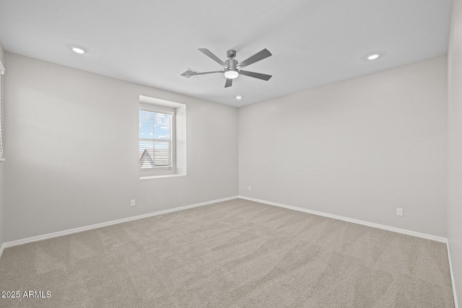 15)MASTER BED UP 15)MASTER BED UP