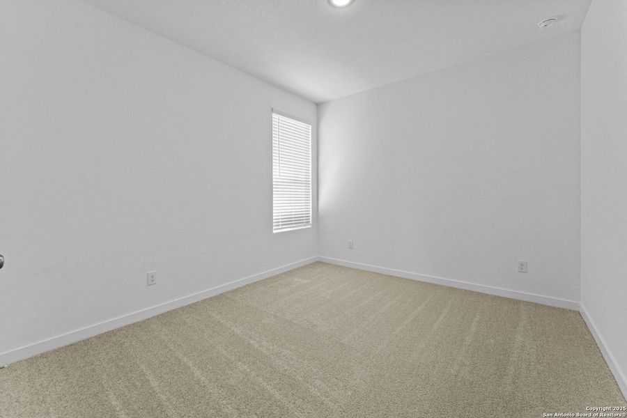 Spacious, unfurnished interior of a new home in , New Braunfels (Image 11).